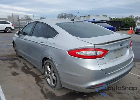 2016 Ford Fusion Se z USA, uszkodzony, nr VIN 3FA6P0H77GR247376